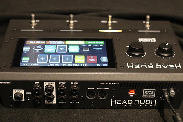 都立大店】ギタリスト必⾒。HeadRush Gigboardを弾き倒せ!|音楽貸し